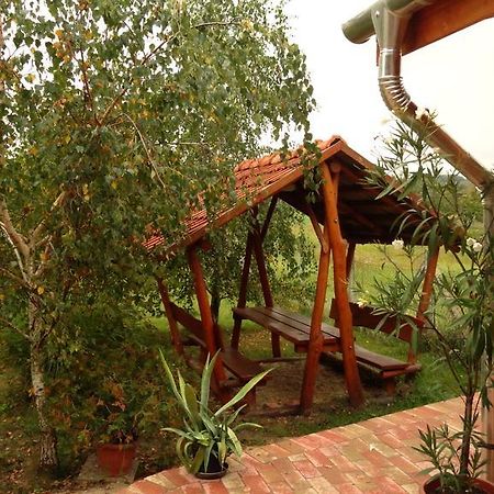 Gerendas Vendeghaz Hotel Egerszalok Bagian luar foto
