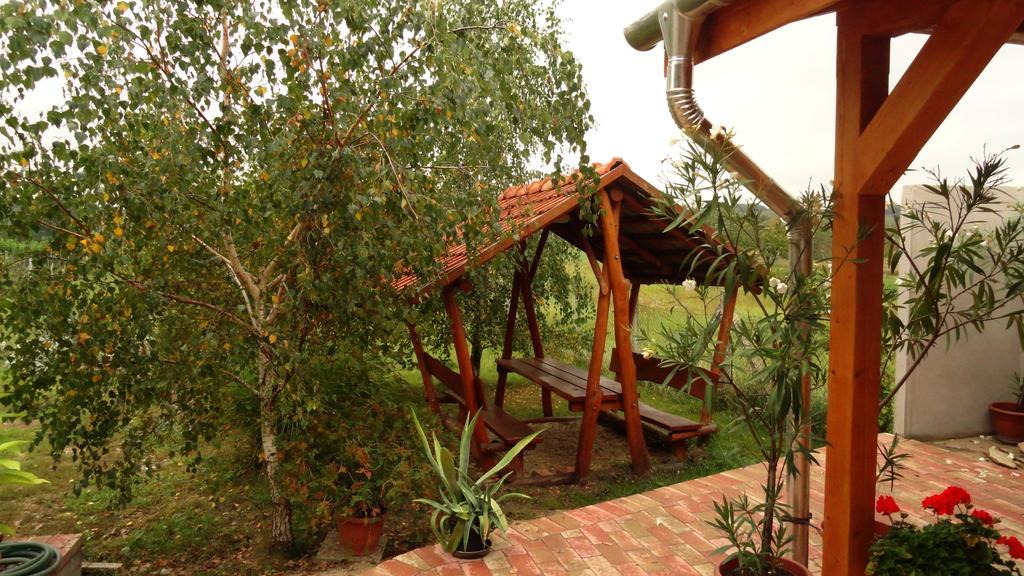 Gerendas Vendeghaz Hotel Egerszalok Bagian luar foto
